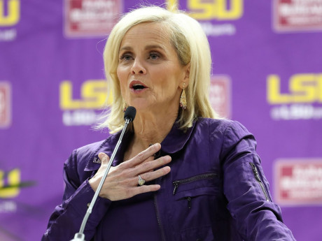 Coach Kim Mulkey Brings Problematic History With Lgbtq Athletes Lsu