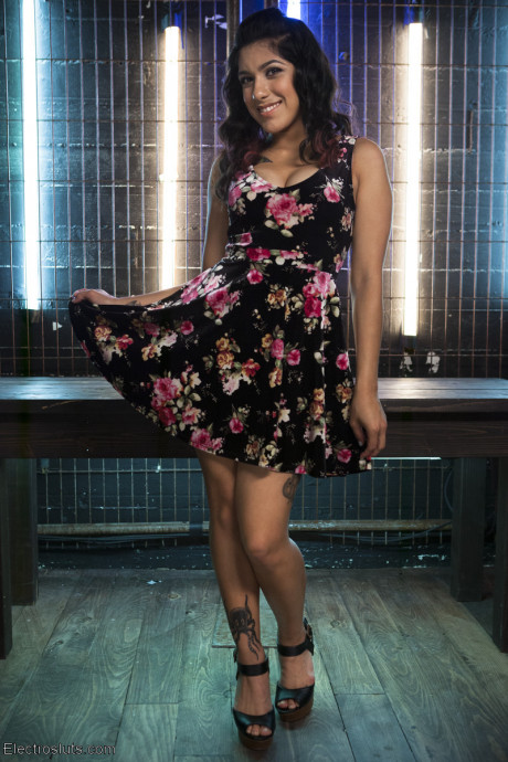 Cherry Torn Turns Beautiful First Timer Adley Rose From Nervous Electro Virgin T Porn Seekr