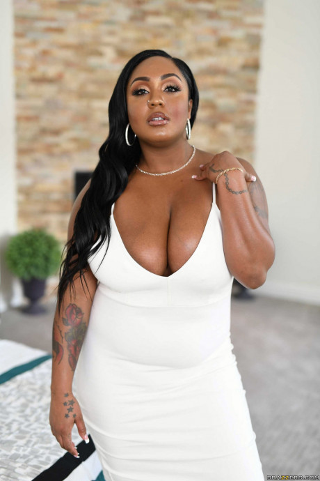 Showing Porn Images For Layton Benton Sexy Porn Www Nopeporno Com