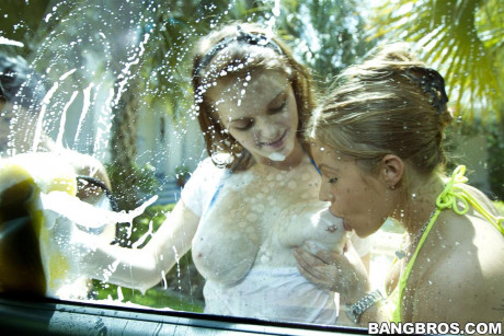 Chloe Taylor Lesbian Saddle