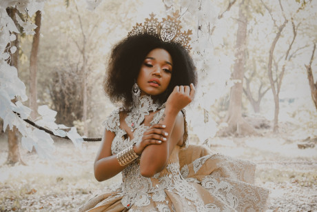 30 Books That Boss It Like A Queen Fabulous Fiction Featuring Female Leaders Through Time And Around The Globe From Regal Reads Rooted In Reality To Queenly Heroines Fantasy