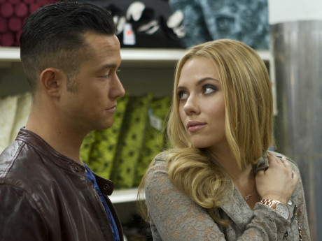 Joseph Gordon Levitt Plays Scarlett Johansson S Porn Obsessed Boyfriend In New Don Jon Trailer