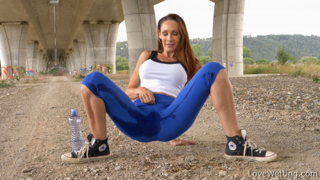 Cynthia Vellons Blue Pants Lovewetting Com Incestporn Cc Incest Porn