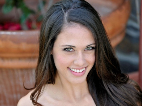 Tiffani Thompson Facts Bio Career Worth